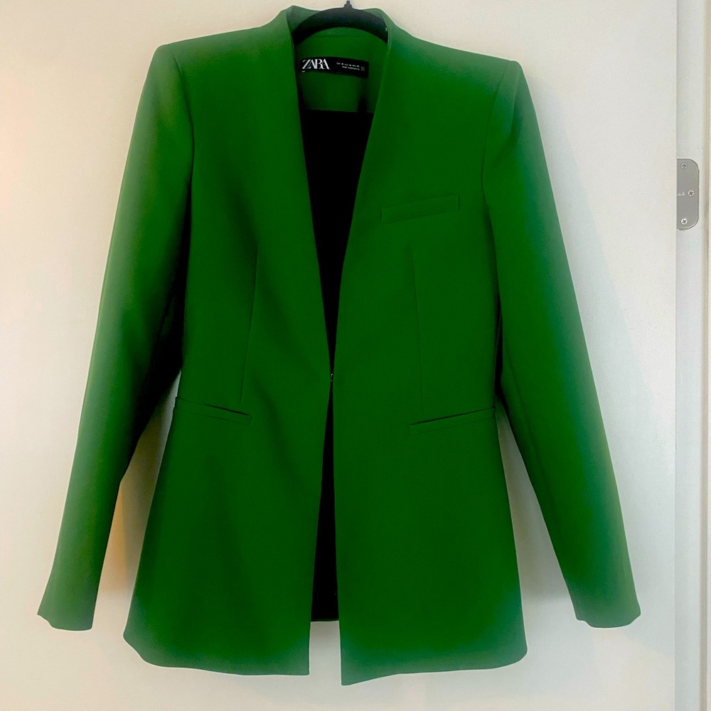Zara Lapel-less Structured Green Blazer - Medium